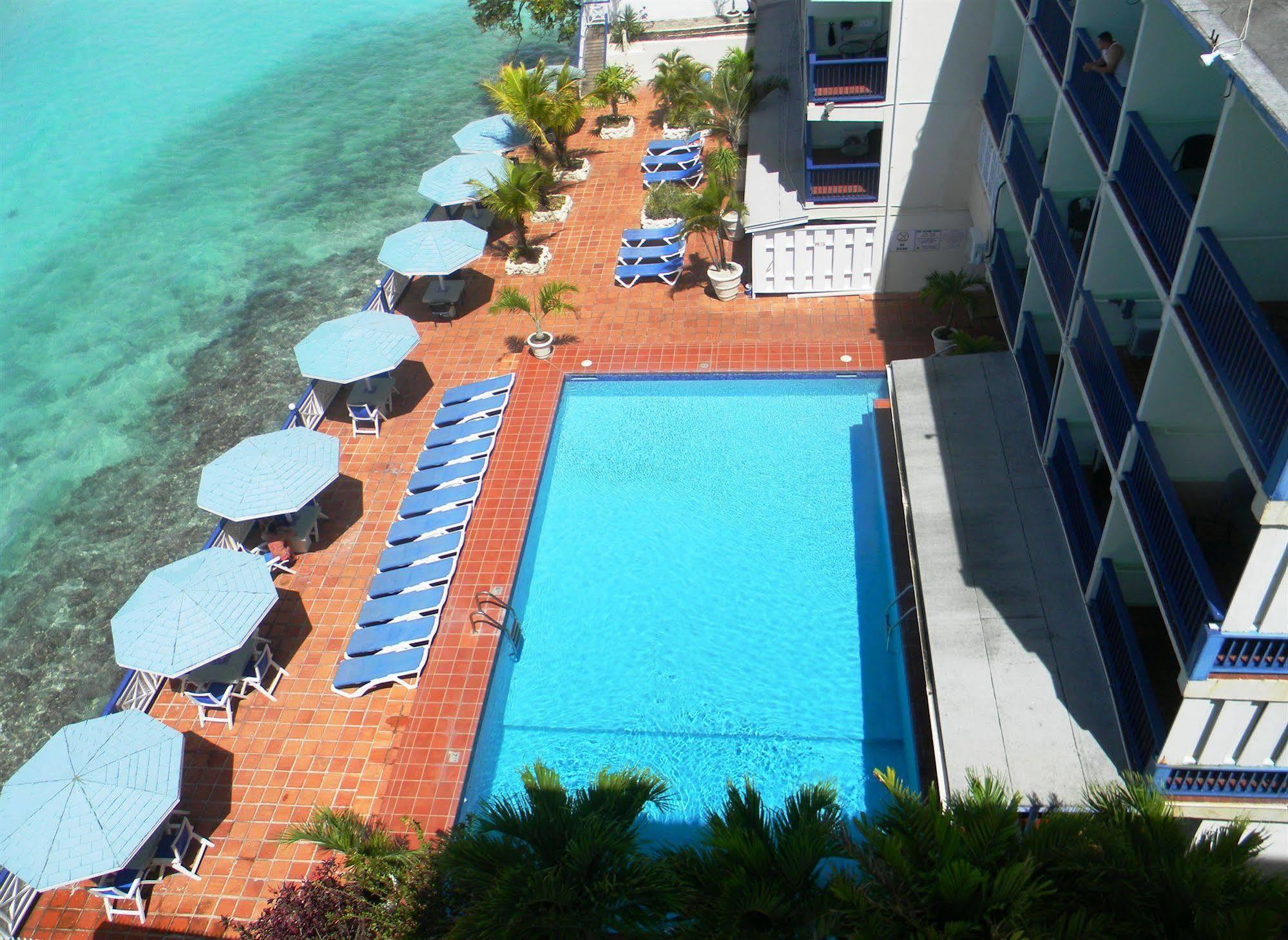 South Gap Hotel Christ Church Exterior photo